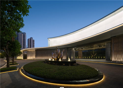 國貿(mào)地產(chǎn)再獲兩項(xiàng)品牌大獎